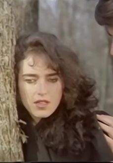 Türk Klasik Erotik Filmi Damga +18 izle